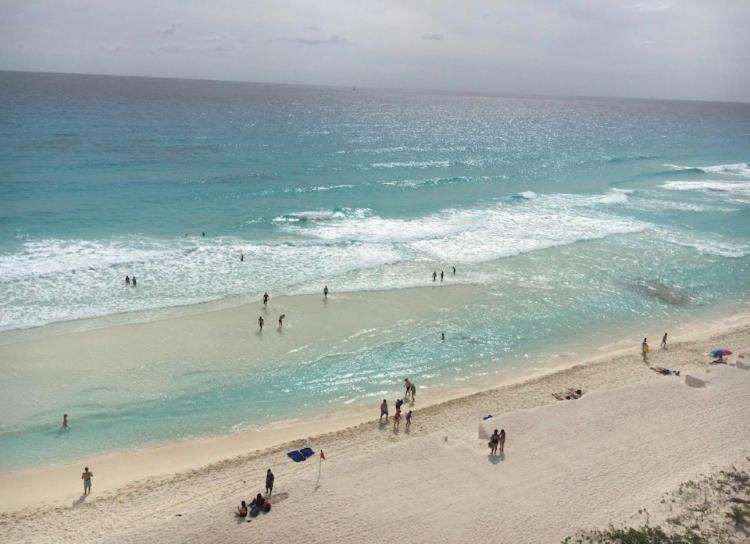 Studio oceanfront prime location Cancún Esterno foto
