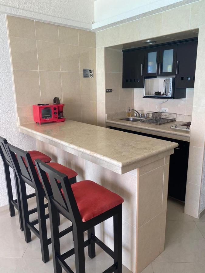 Studio oceanfront prime location Cancún Esterno foto