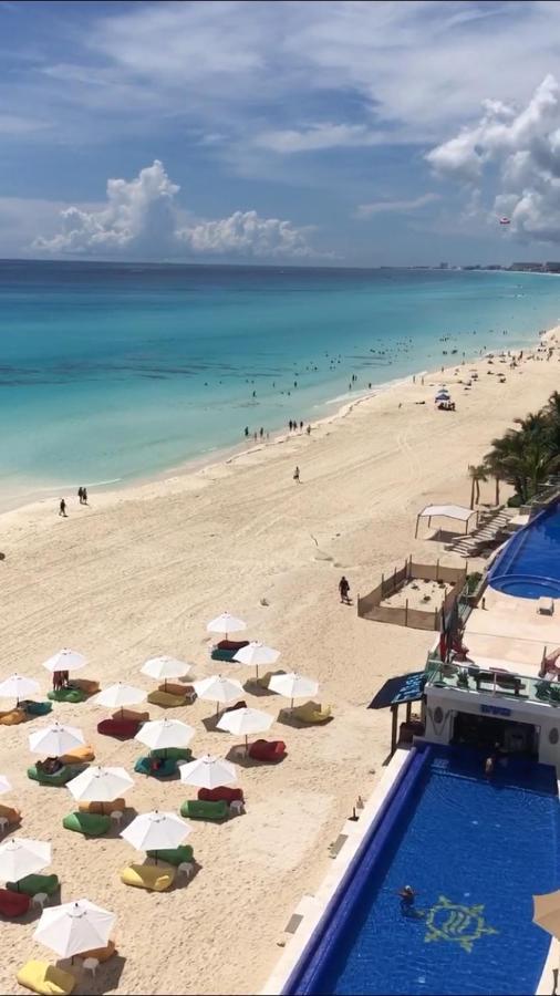 Studio oceanfront prime location Cancún Esterno foto