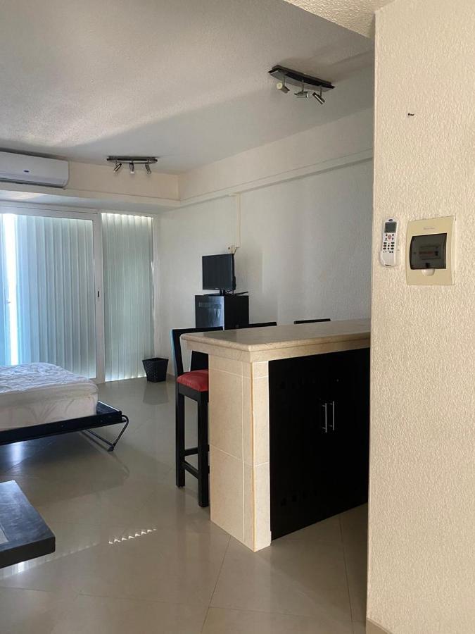 Studio oceanfront prime location Cancún Esterno foto